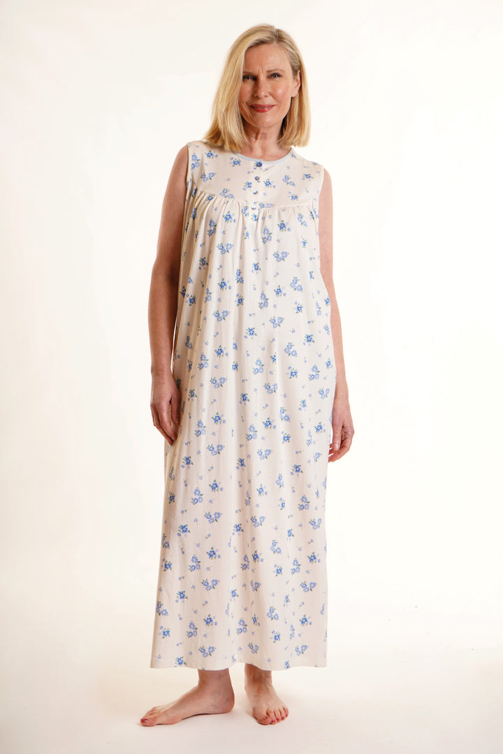 Viola Sleeveless Nightdress