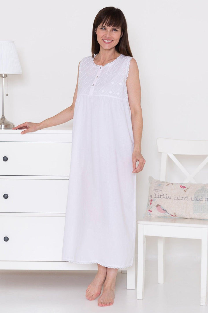 Slenderella Diamond Quilt Sleeveless Nightdress - Carr & Westley