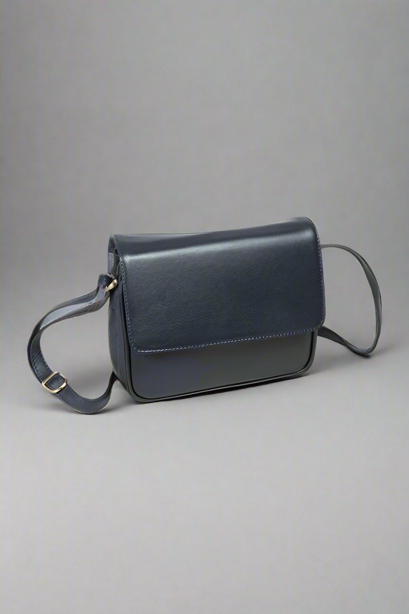 Leather Shoulder Bag - Carr & Westley